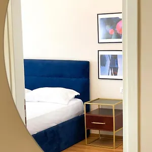 Skyline Sunset Center Apartment